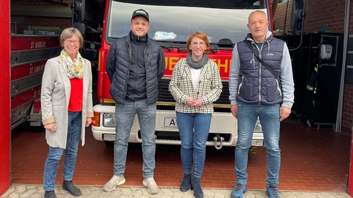 Auf Einladung der Feuerwehr in Oberwinter statteten Ortsvorstehern Angela Linden-Berresheim und die Landtagsabgeordnete Susanne Müller der Feuerwehr in Oberwinter einen Besuch ab.